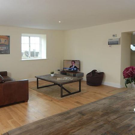 Unicorn Aparthotel Suites Stow-on-the-Wold المظهر الخارجي الصورة