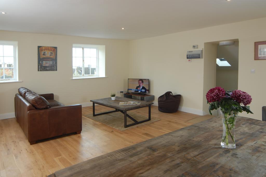 Unicorn Aparthotel Suites Stow-on-the-Wold المظهر الخارجي الصورة